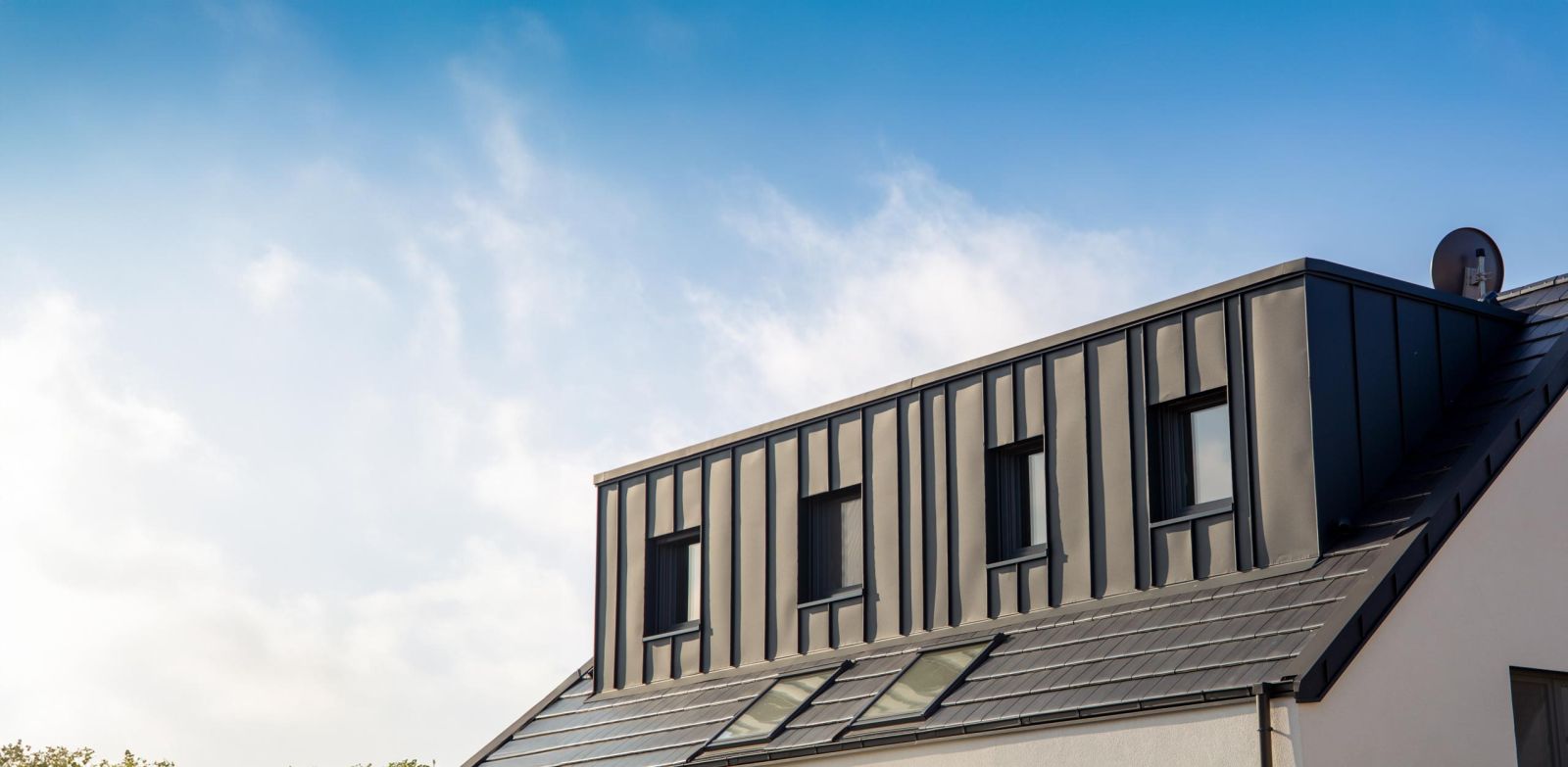 An Entire Floor With A Dormer - ecoTrus